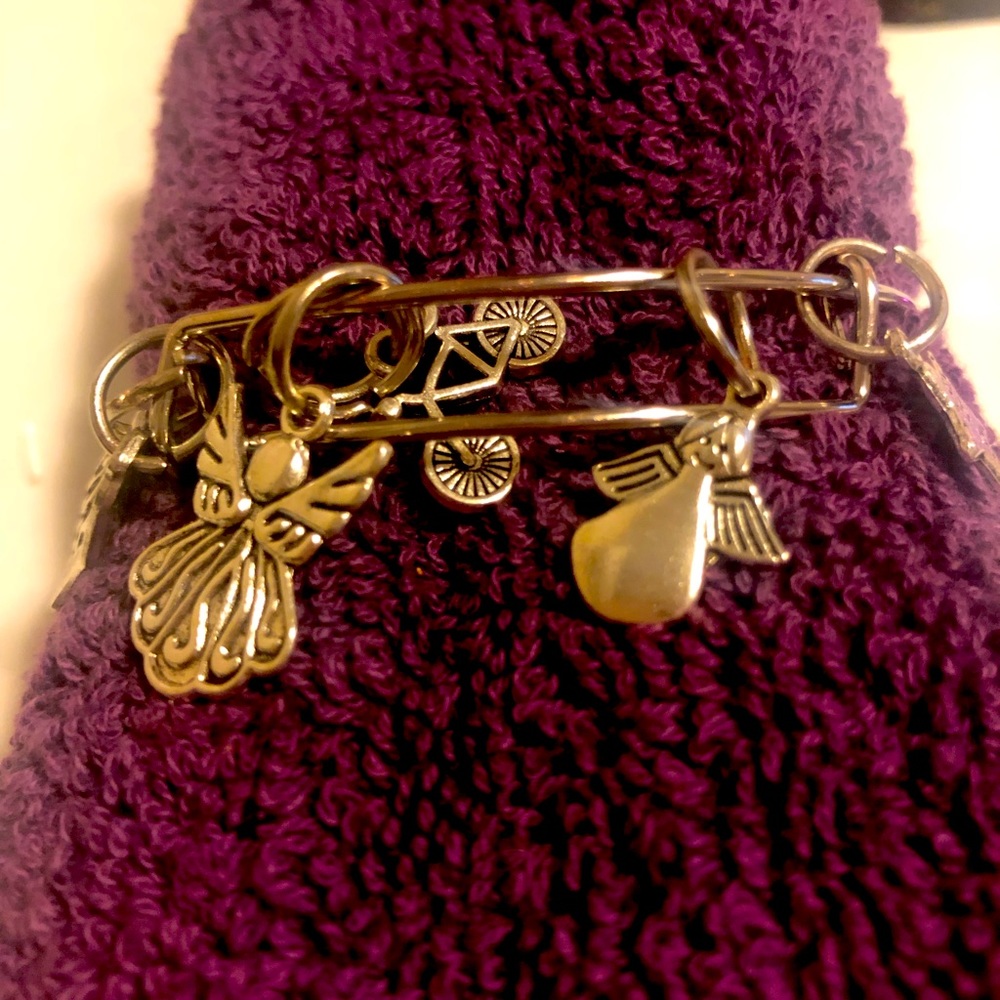 Gold Wrist Bangle DIY w Fashion Charms